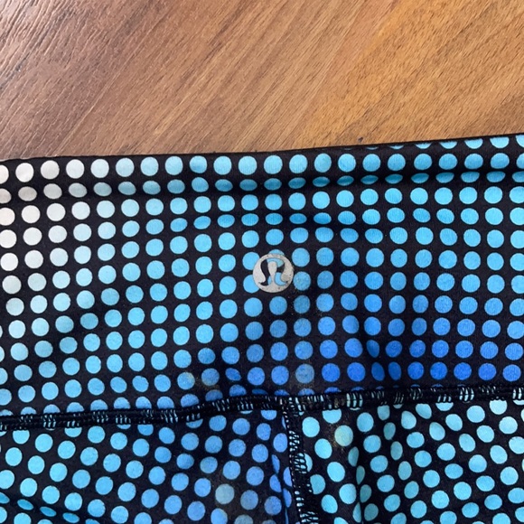 Lululamon atheletic pants - Picture 4 of 7